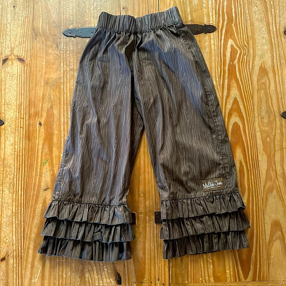 EUC Matilda Jane Ruffle Pants